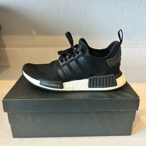 Adidas NMD 4.5- fits like a Women’s 6